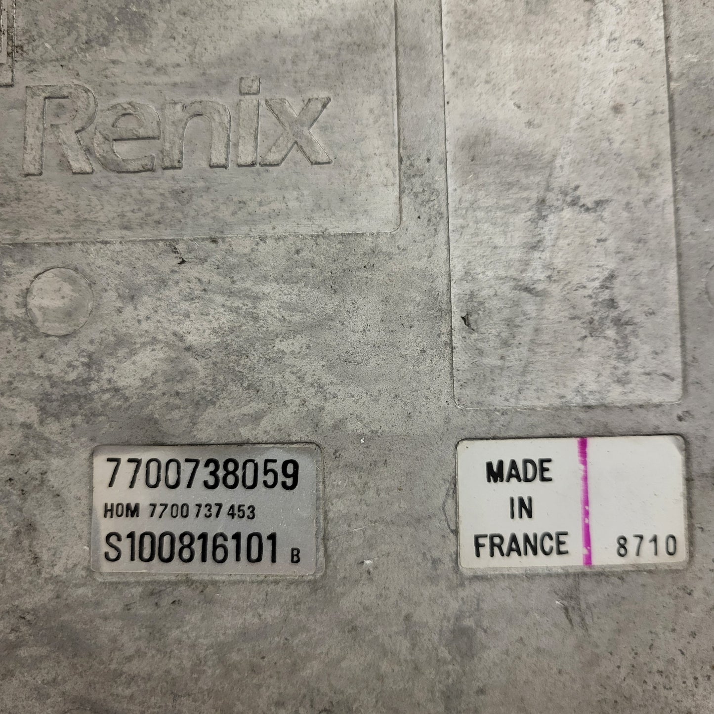 Renault 25 ECU / 7700738059 / 7700737453 / S100816101B / S100816101