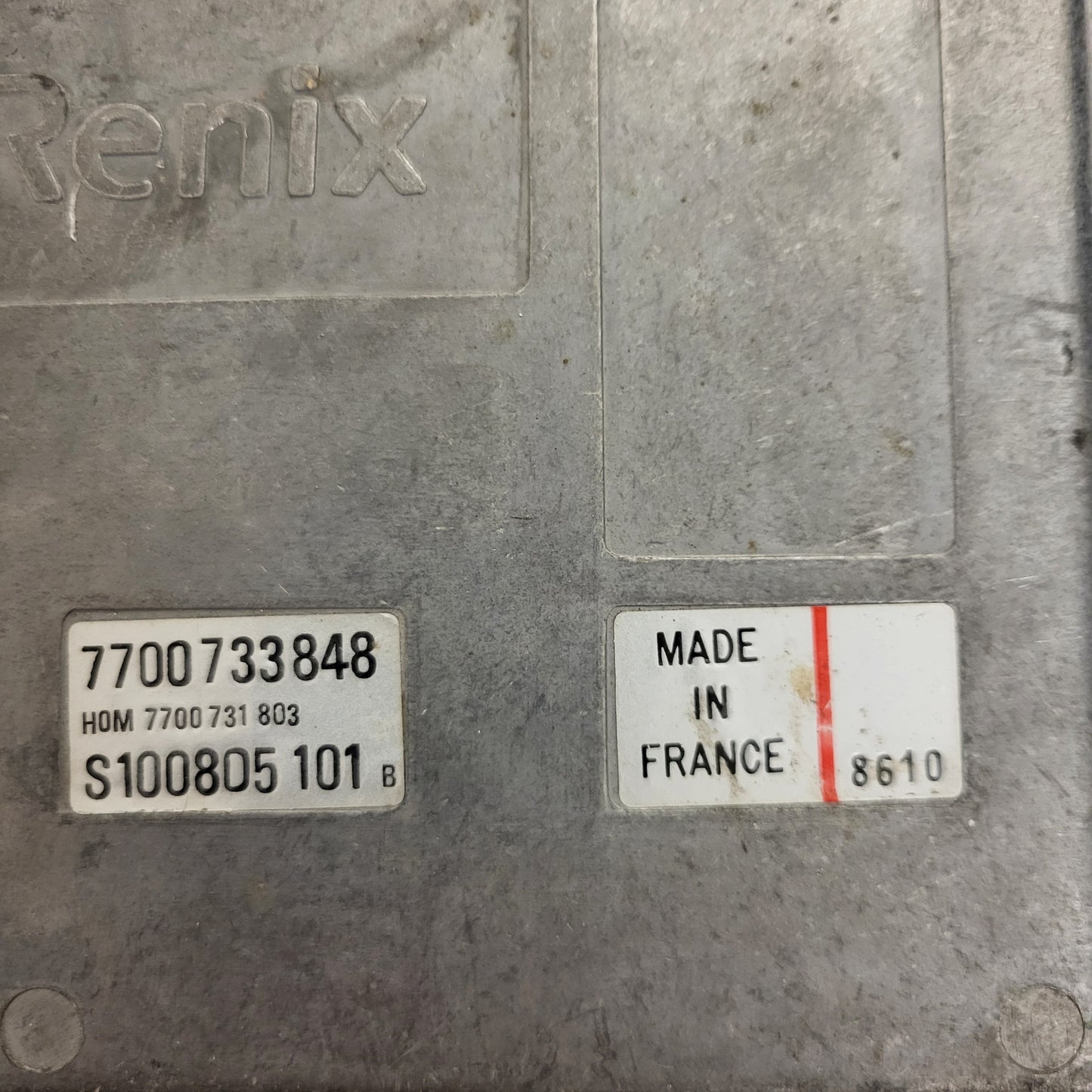 RENAULT 21 ECU / 7700733848 / 7700731803 / S100805101B / S100805101