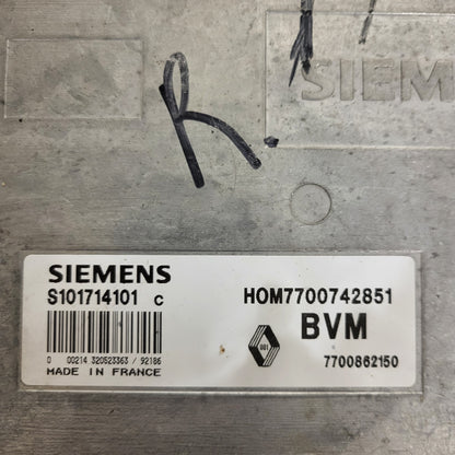Renault 19 ECU / S101714101C / 7700742851 / 7700862150 / S101714101 / SIEMENS