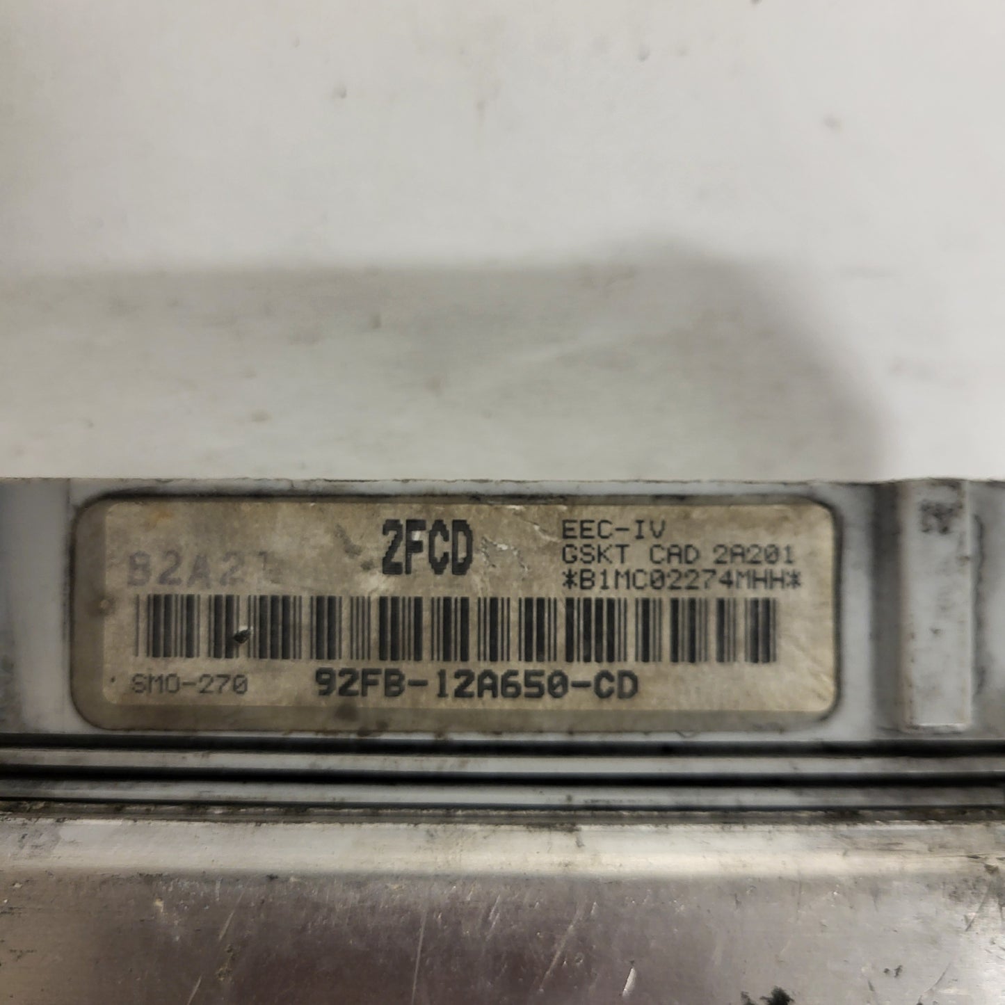 Ford Escort ECU / 92FB-12A650-CD / 2FCD / SMO-270 / EEC-IV