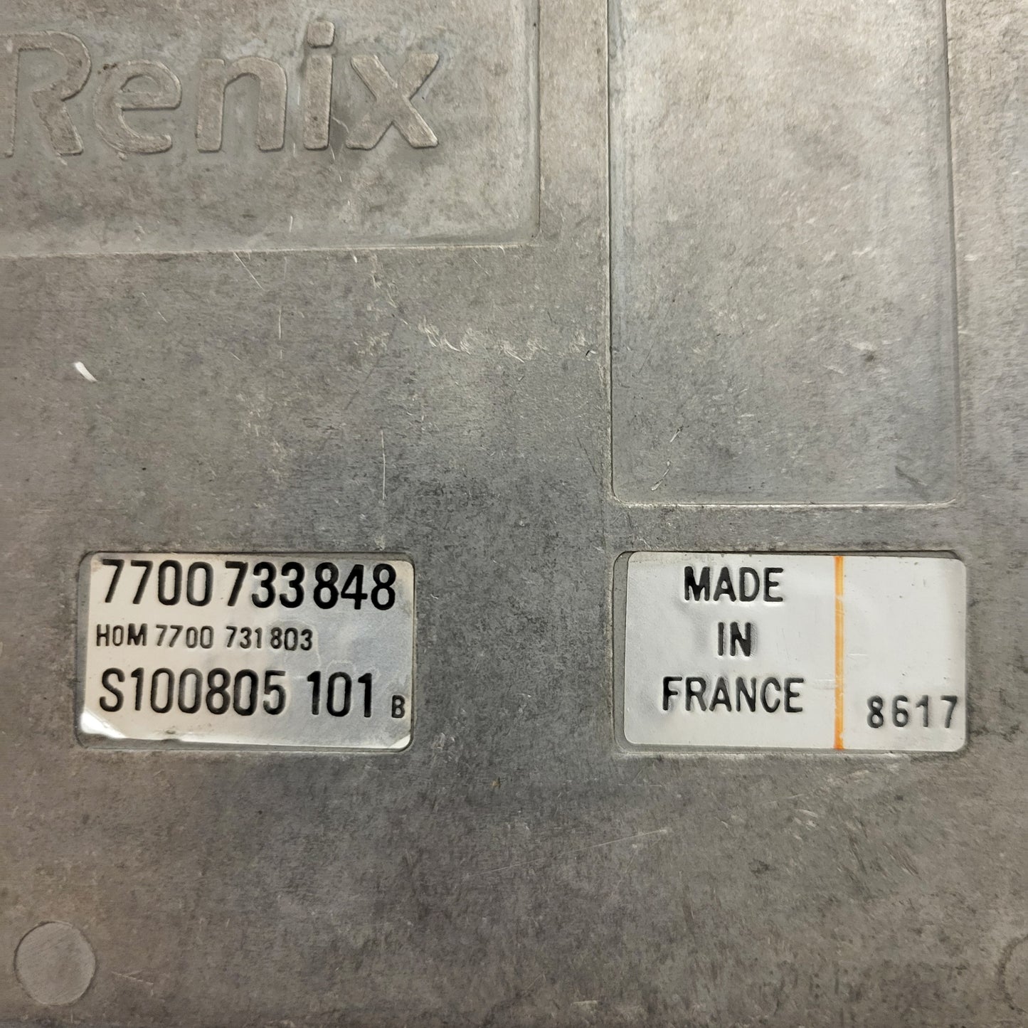 RENAULT 21 ECU / 7700733848 / 7700731803 / S100805101B / S100805101