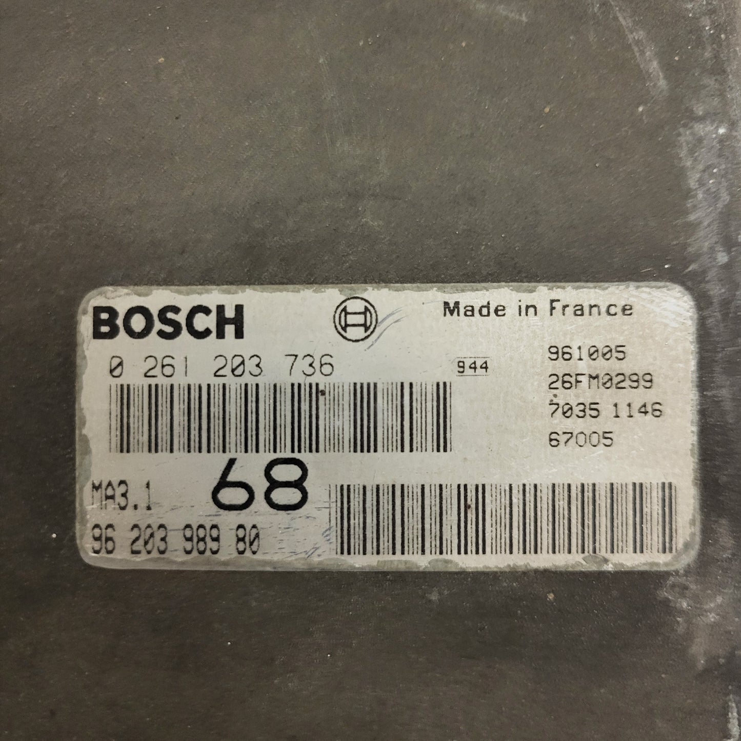 Peugeot 106 Citroen Saxo 1.1 ECU / 0261203736 / 96203998980 / MA3.1 / BOSCH