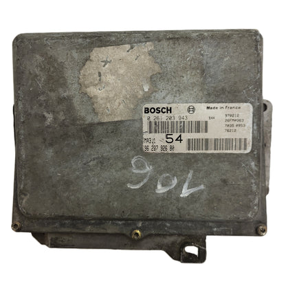Peugeot 106 Citroen Saxo AX ECU / 0261203943 / 9623792680 / MA3.1 / BOSCH