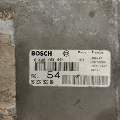Peugeot 106 Citroen Saxo AX ECU / 0261203943 / 9623792680 / MA3.1 / BOSCH