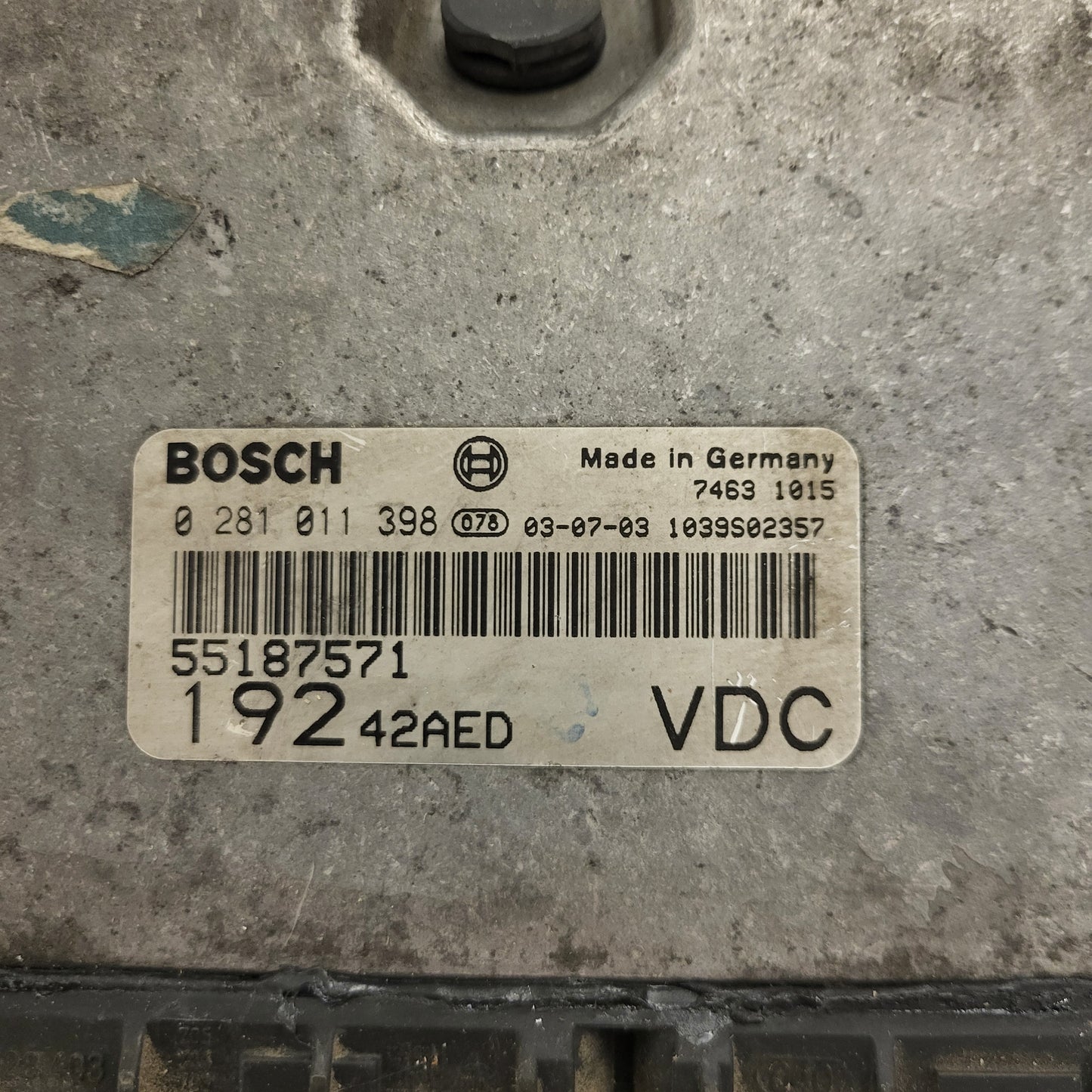 Fiat Stilo 1.9 JTD ECU / 0281011398 / 55187571 / 19242AED / 1039D02357 / BOSCH