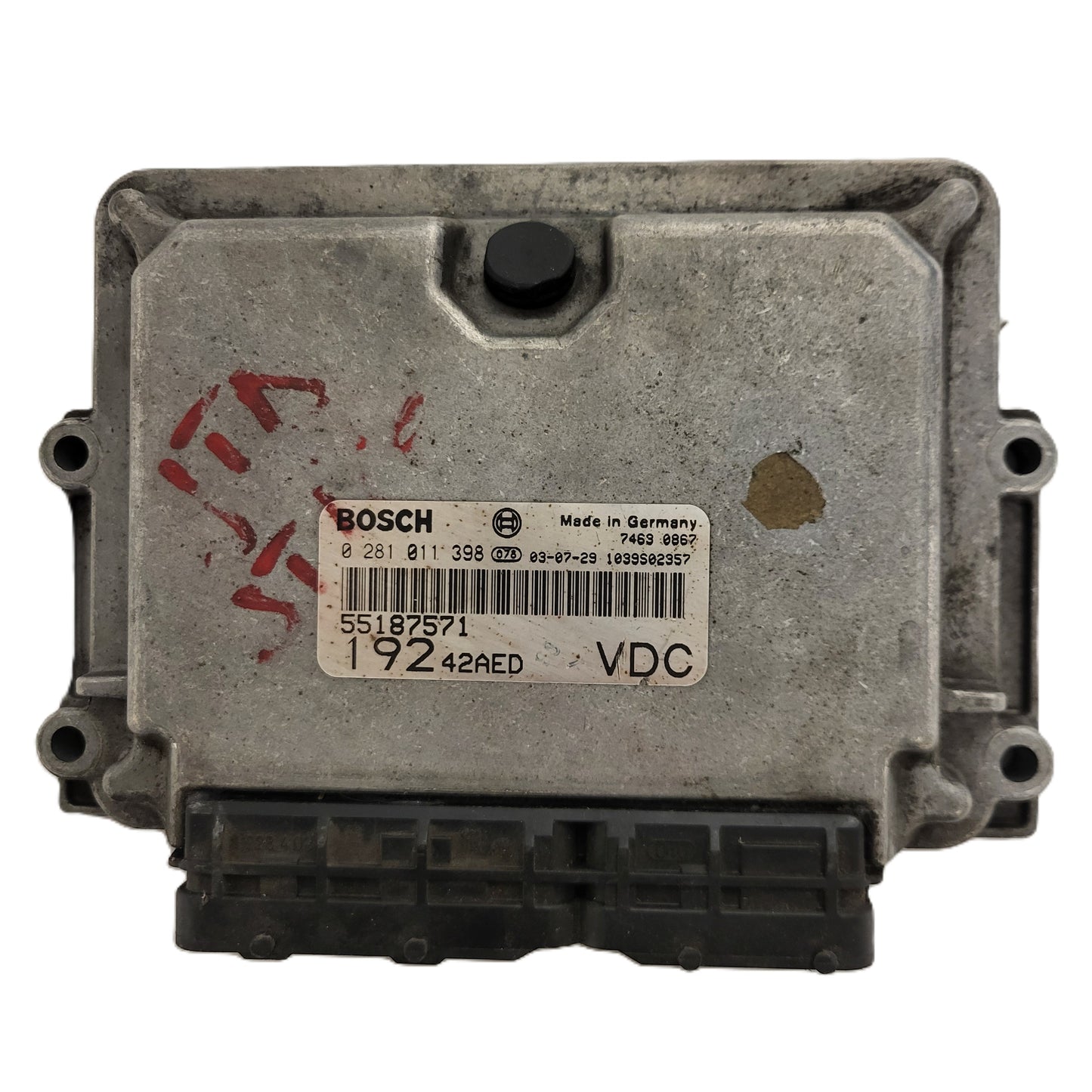 Fiat Stilo 1.9 JTD ECU / 0281011398 / 55187571 / 19242AED / 1039D02357 / BOSCH