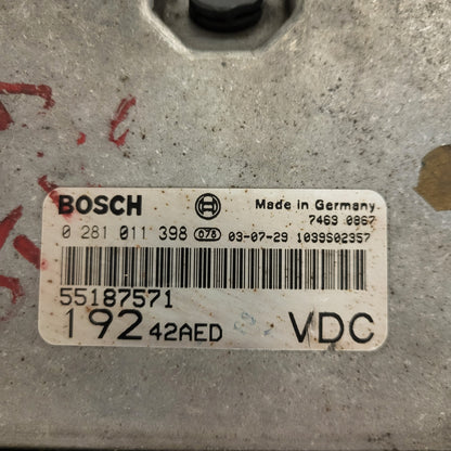 Fiat Stilo 1.9 JTD ECU / 0281011398 / 55187571 / 19242AED / 1039D02357 / BOSCH