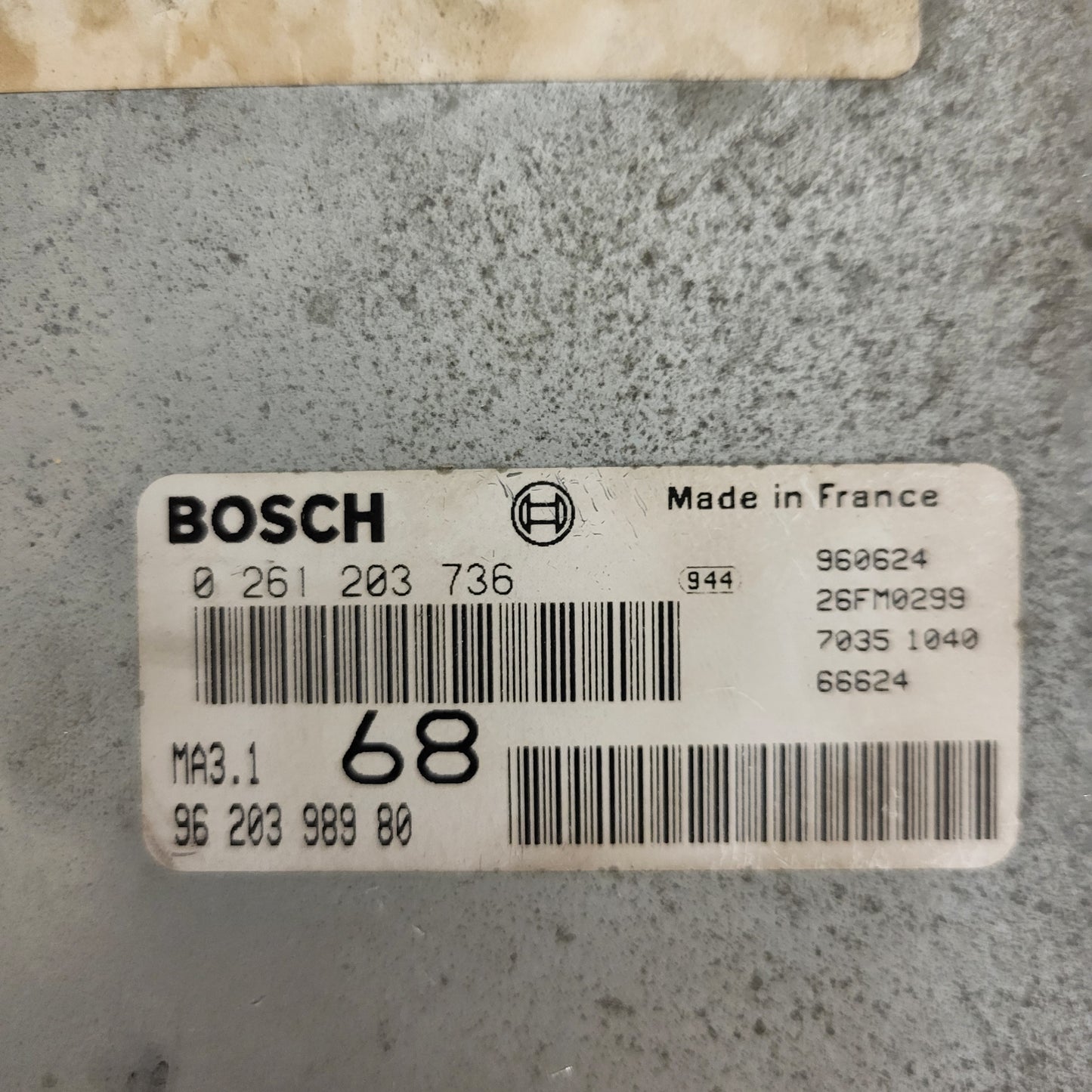 Peugeot 106 Citroen Saxo 1.1 ECU / 0261203736 / 96203998980 / MA3.1 / BOSCH