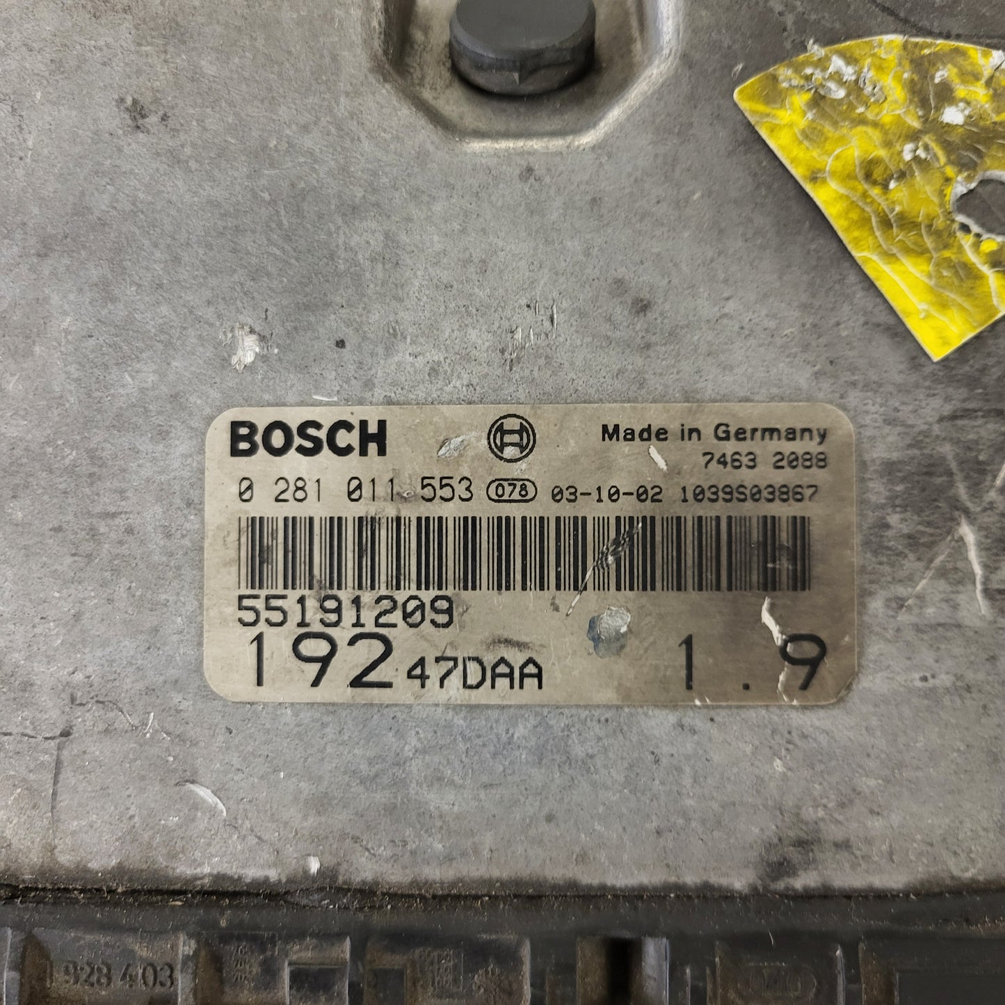 FIAT STILO 1.9 JTD ECU / 0281011553 / 55191209 / 19247DAA / BOSCH