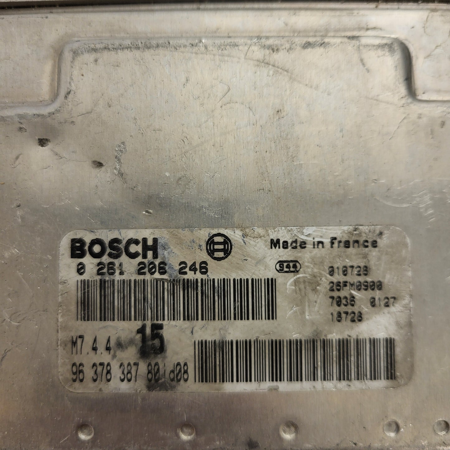 Peugeot Citroen ECU / 0261206246 / M7.4.4 / 9637838780 / BOSCH