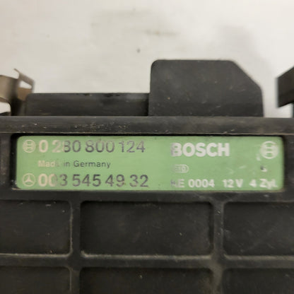 Mercedes Benz W201 W204 ECU / 0280800124 / 0035454932 / BOSCH