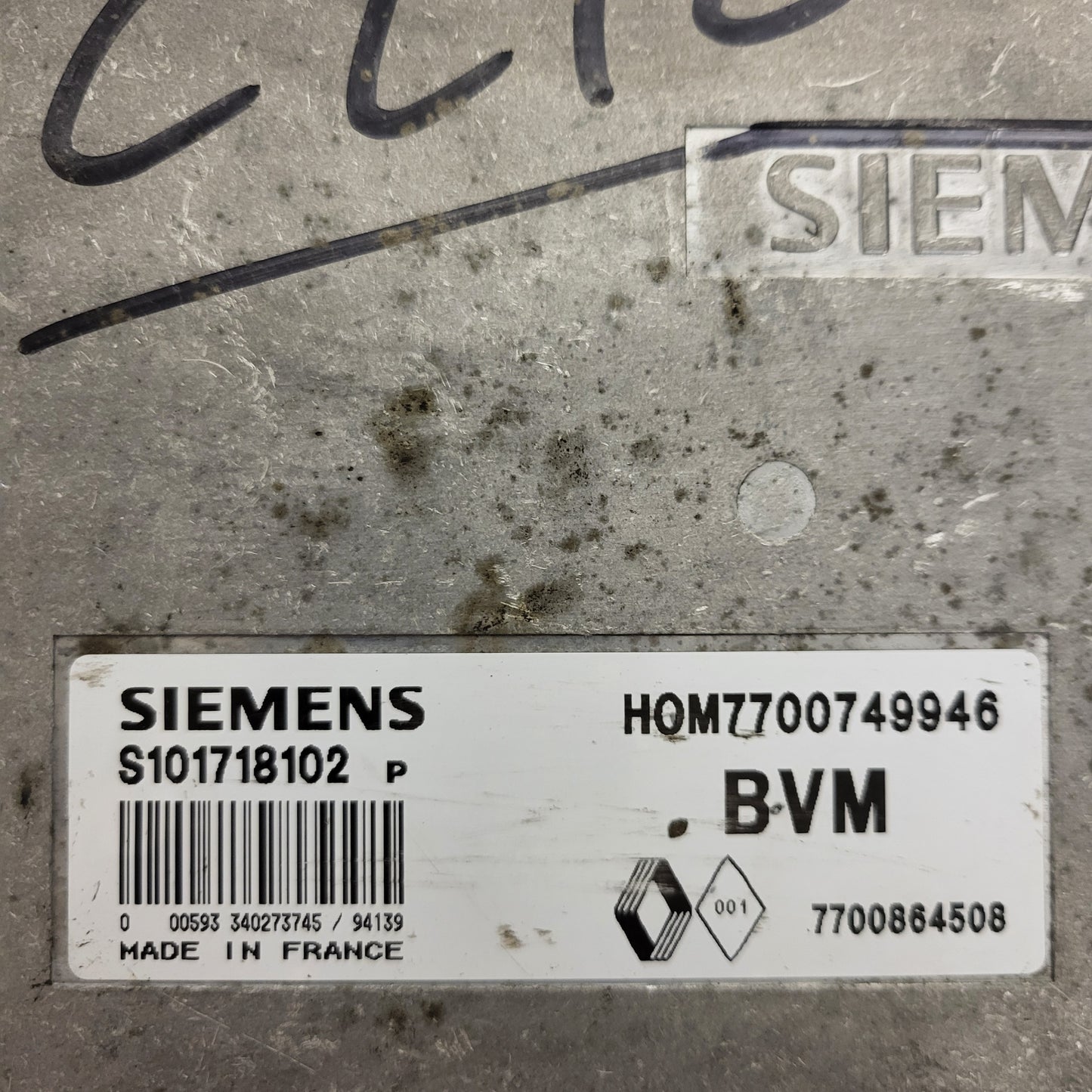 RENAULT CLIO ECU / S101729102P / HOM 7700749946 / 7700864508 / SIEMENS
