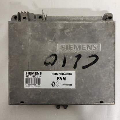RENAULT CLIO ECU / S101729102P / HOM 7700749946 / 7700864508 / SIEMENS