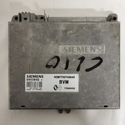 RENAULT CLIO ECU / S101729102P / HOM 7700749946 / 7700864508 / SIEMENS