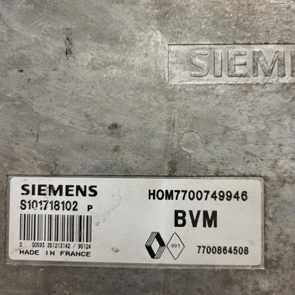 RENAULT CLIO ECU / S101729102P / HOM 7700749946 / 7700864508 / SIEMENS