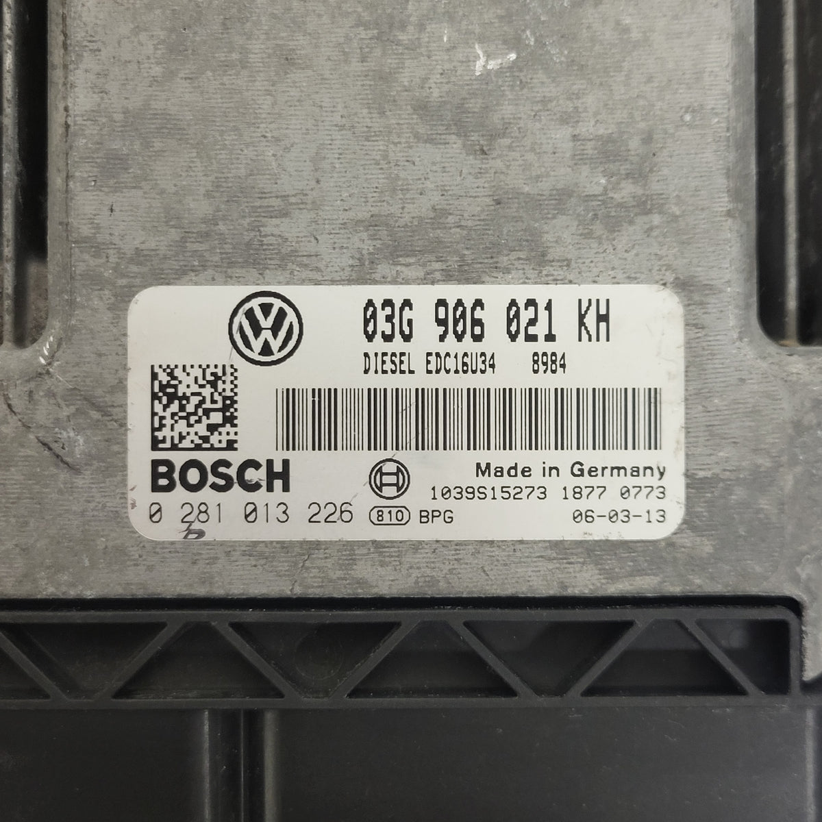 FIAT PUNTO 188 1.9 JTD ECU / 0281001955 / 46534156 / BOSCH - C56-19 - 2