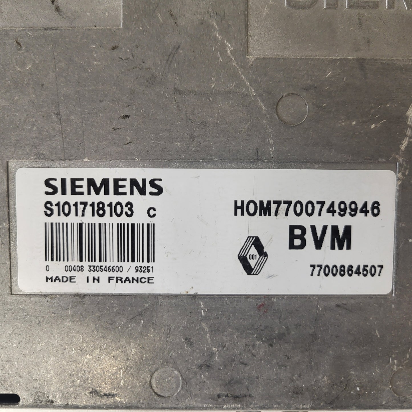 Renault Clio ECU / S101718103C / HOM 7700749946 / 7700864507 / S101718103