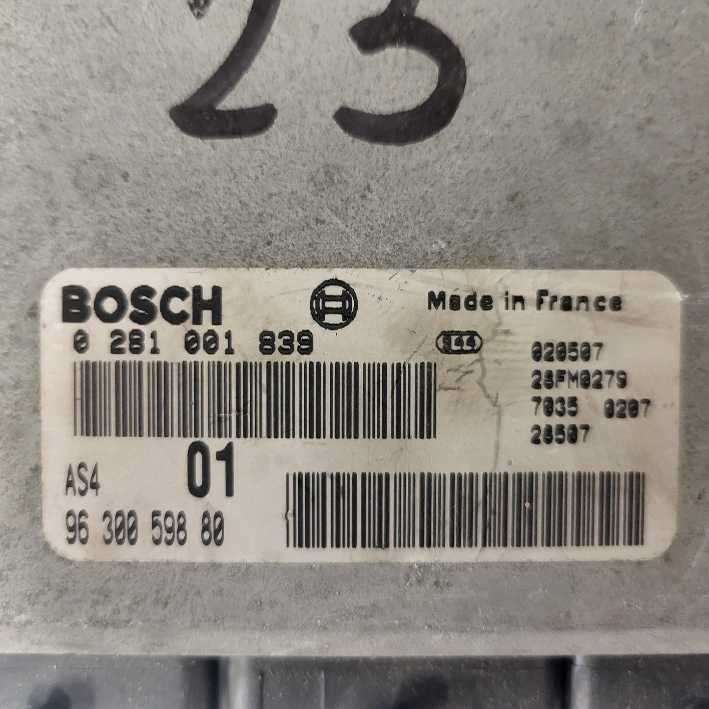 Citroen Saxo Peugeot 106 ECU / 0281001839 / 9630059880 / AS4 / BOSCH