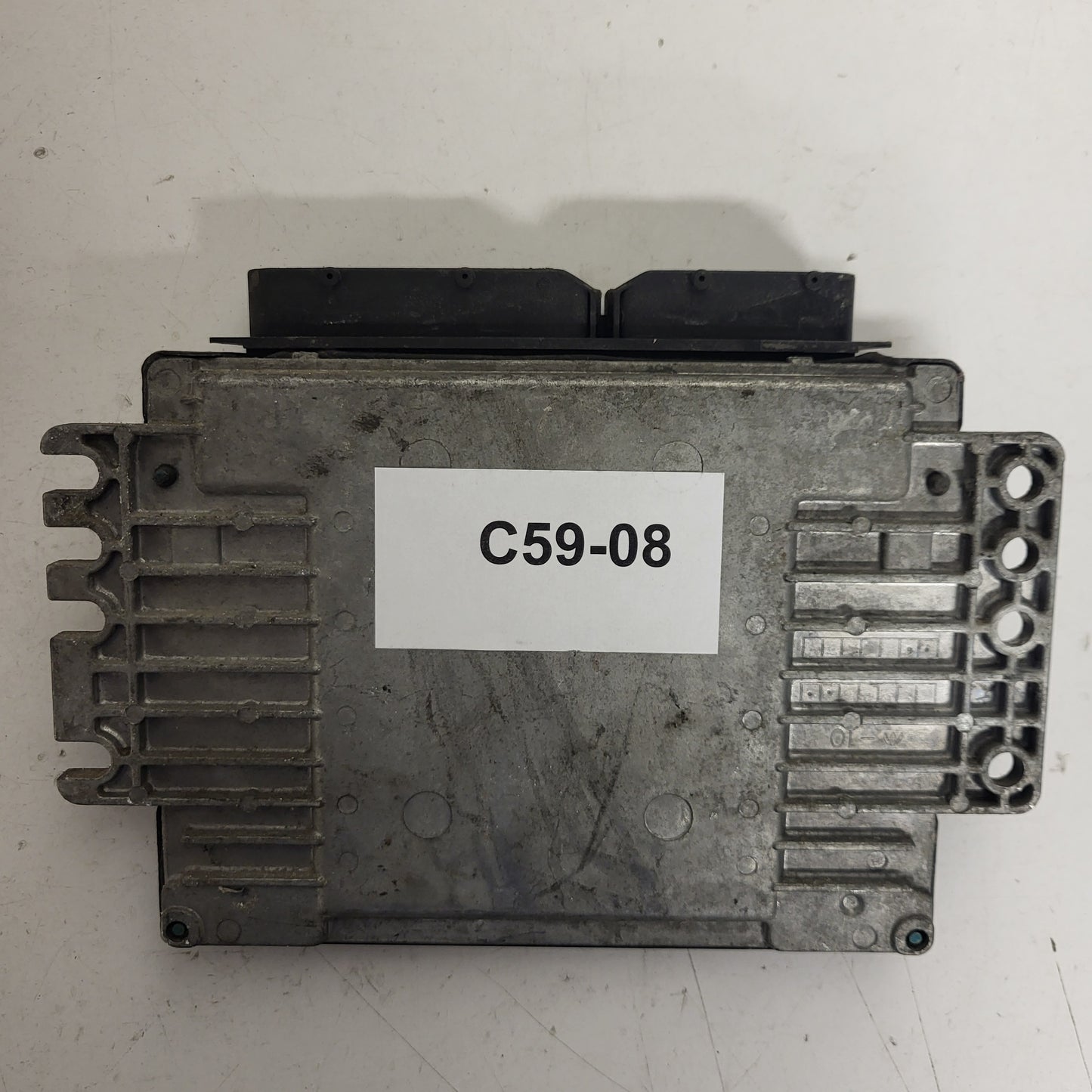 NISSAN MICRA ECU / MEC32-020 / XR / HITACHI