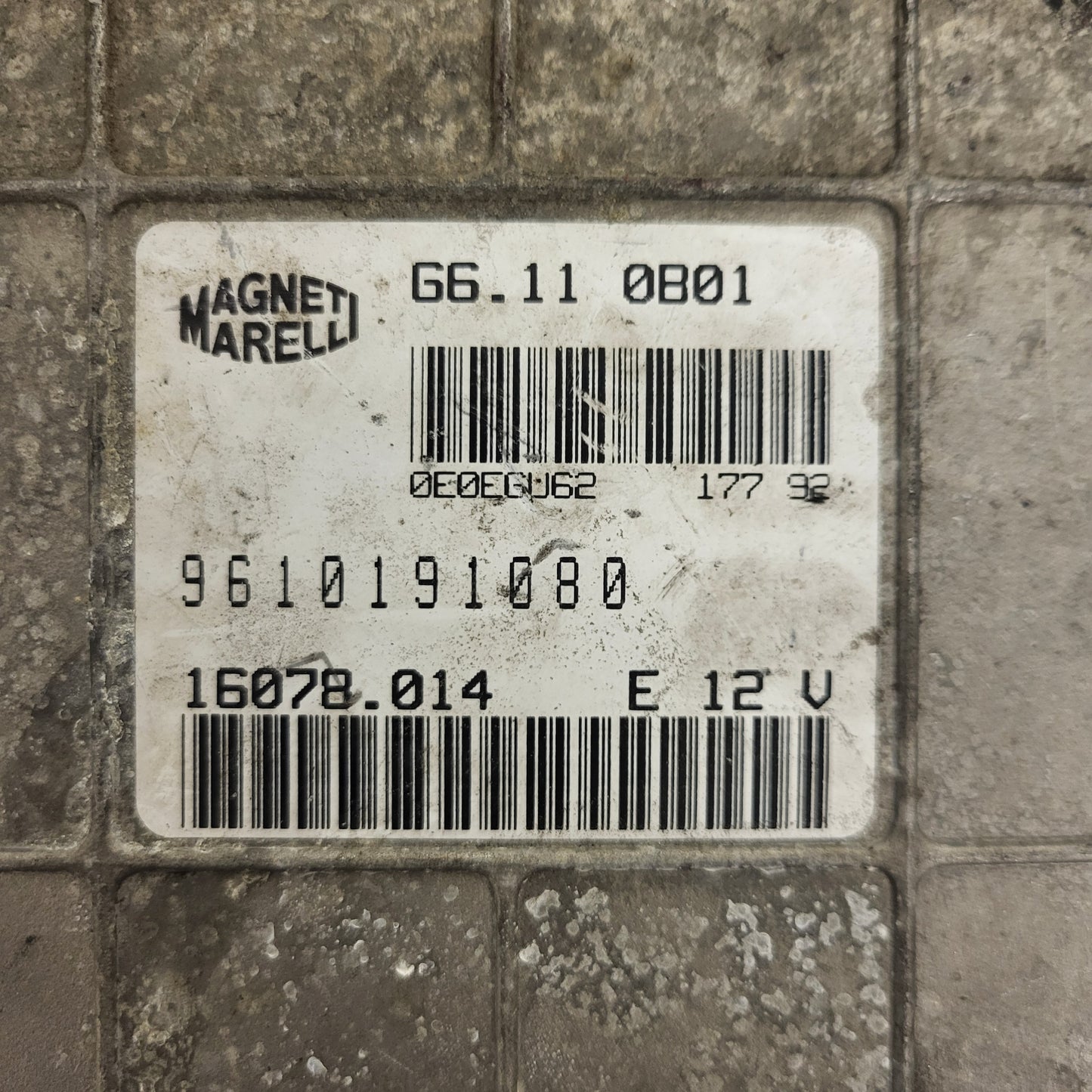 Citroen Peugeot PSA ECU / G6.11 / 16078.014 / 9610191080 / MAGNETI MARELLI