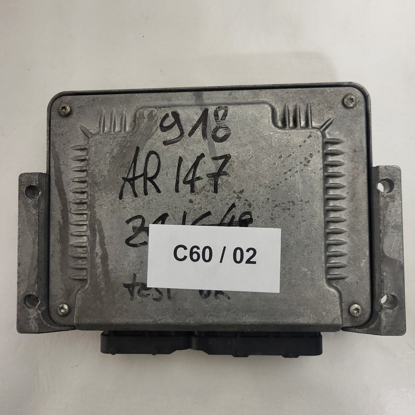 ALFA ROMEO 147 1.9 JTD ECU / 0281011488 / 55189421 / BOSCH