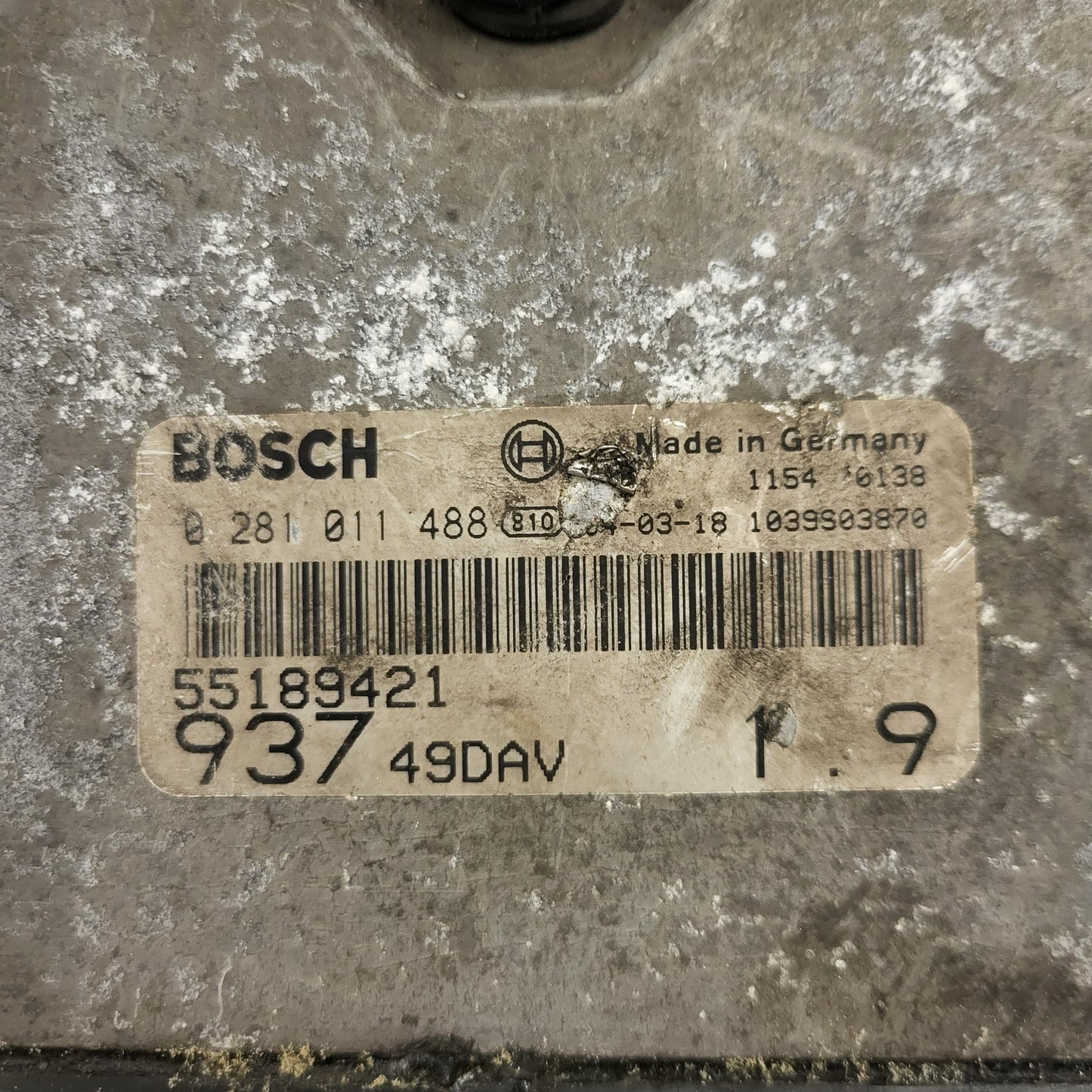 ALFA ROMEO 147 1.9 JTD ECU / 0281011488 / 55189421 / BOSCH