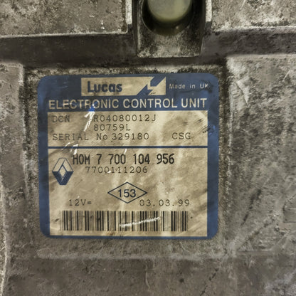 Renault ECU / HOM 7700104956 / 7700111206 / R04080012J / LUCAS