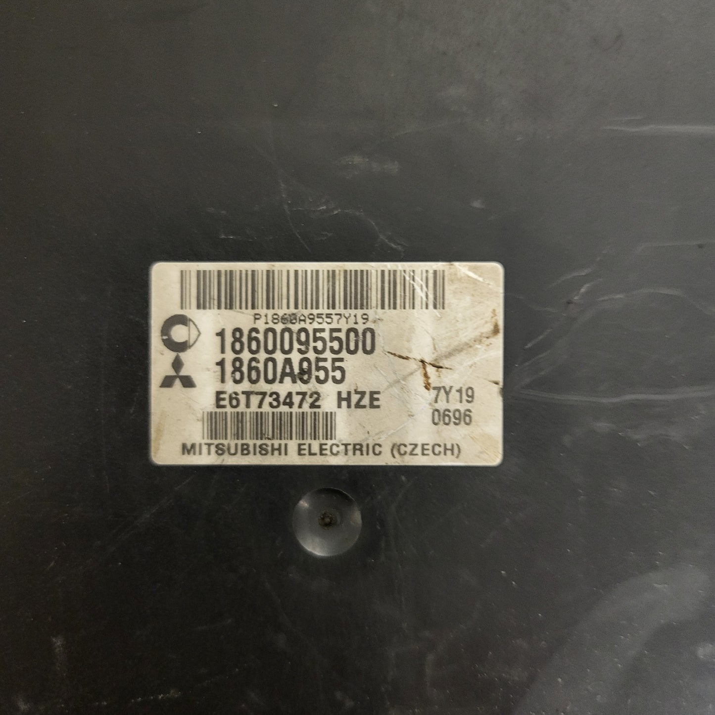 MITSUBISH COLT ECU / 1860095500 / 1860A955 / E6T73472 /