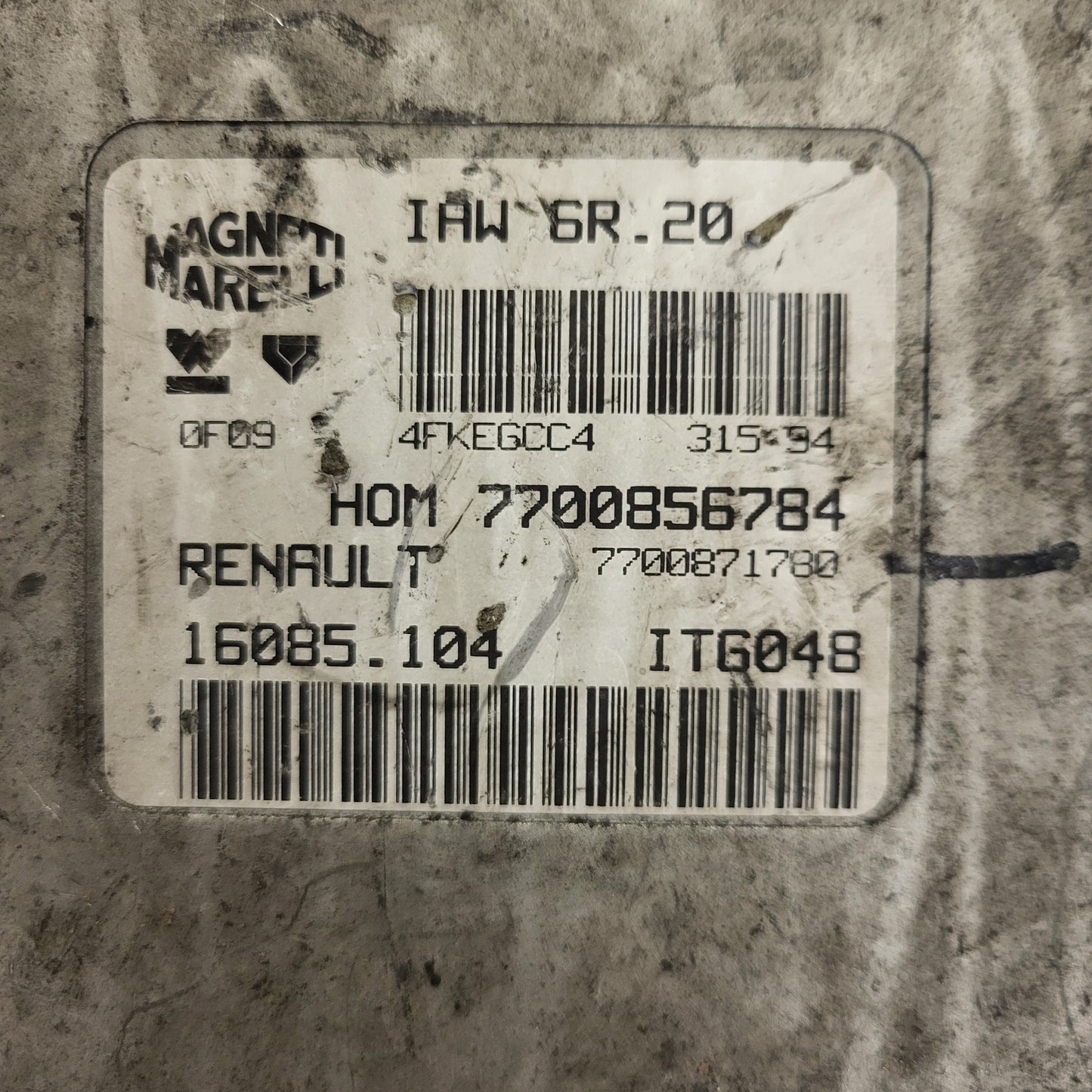 Renault ECU / 7700856784 / IAW 6R.20 / 7700865816 / 16085.104 / MAGNETI MARELLI