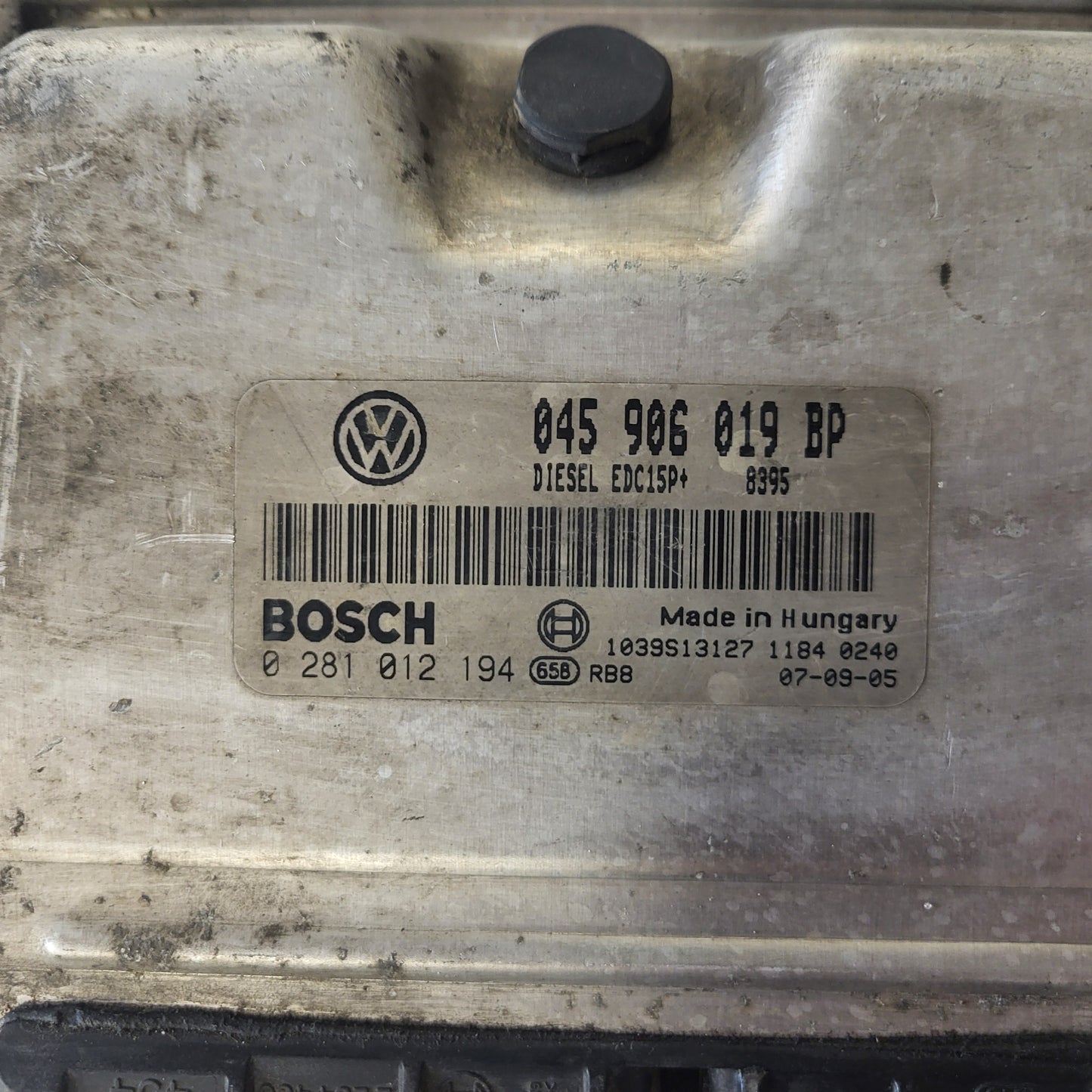 VOLKSWAGEN POLO IV 9N3 ECU / 045906019BP / 0281012194 / EDC15P+ / BOSCH