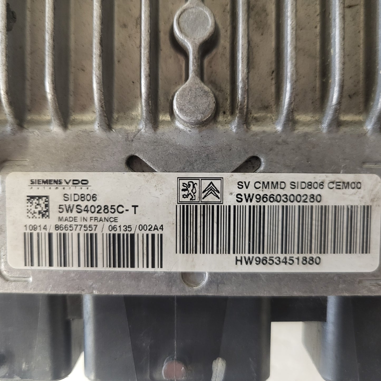 Peugeot Citroen ECU / 5WS40285C-T / 9660300280 / 9653451880 / SID806 SIEMENS