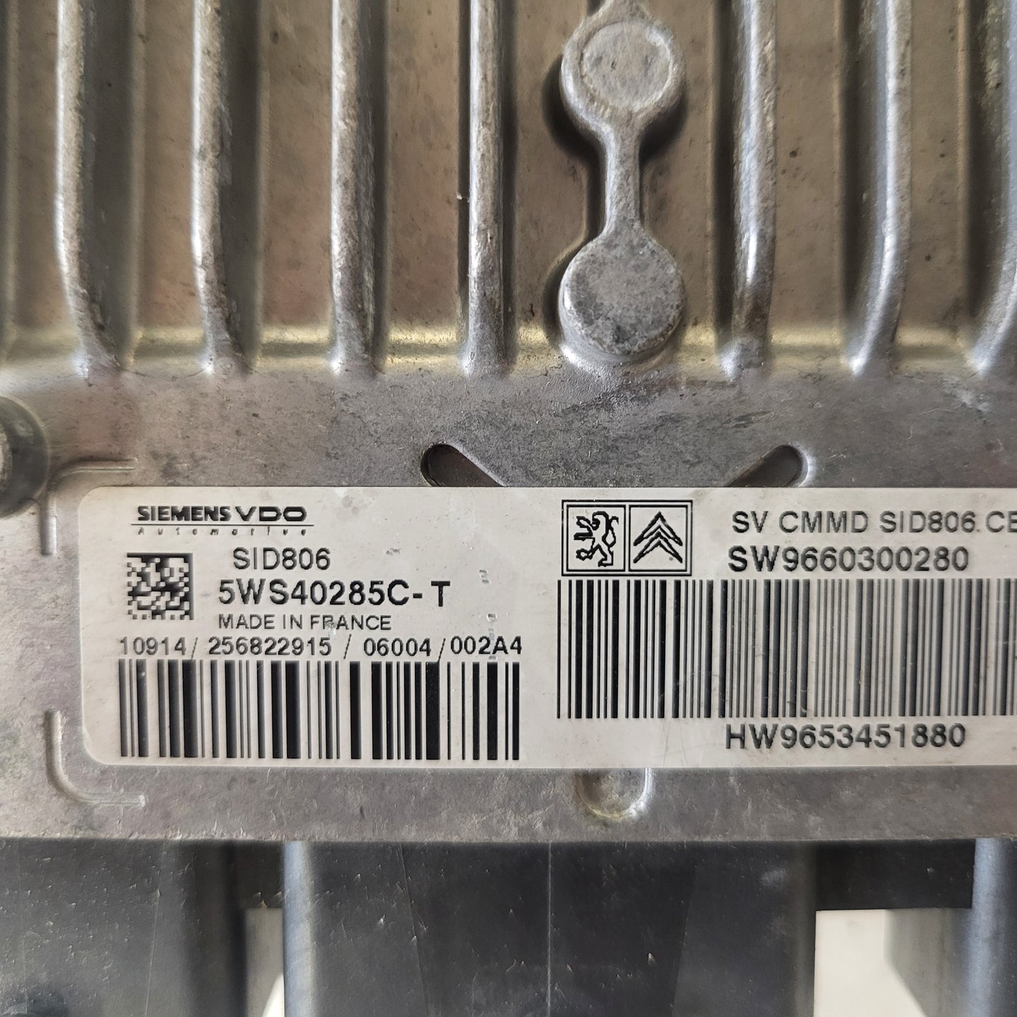 Peugeot Citroen ECU / 5WS40285C-T / 9660300280 / 9653451880 / SID806 SIEMENS