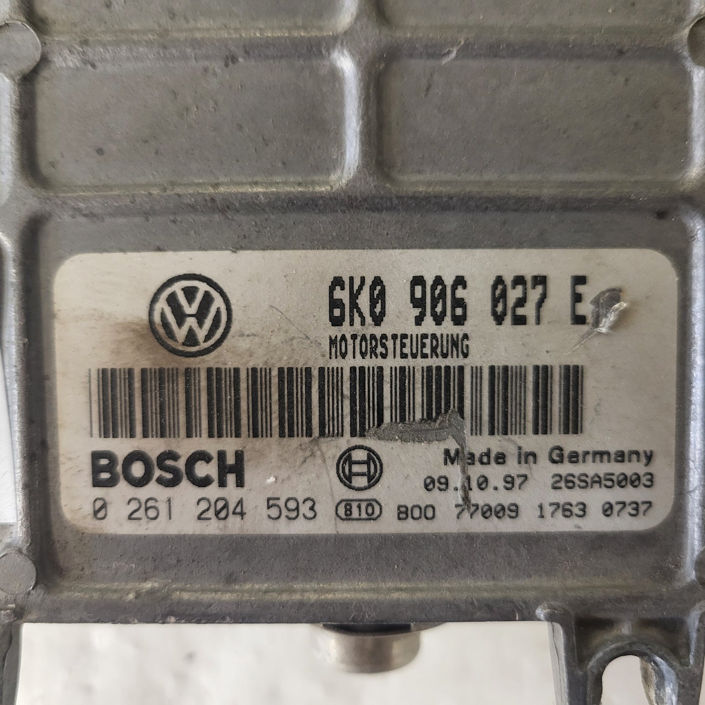 VOLKSWAGEN POLO 6N ECU / 0261204593 / 6K0906027E / BOSCH