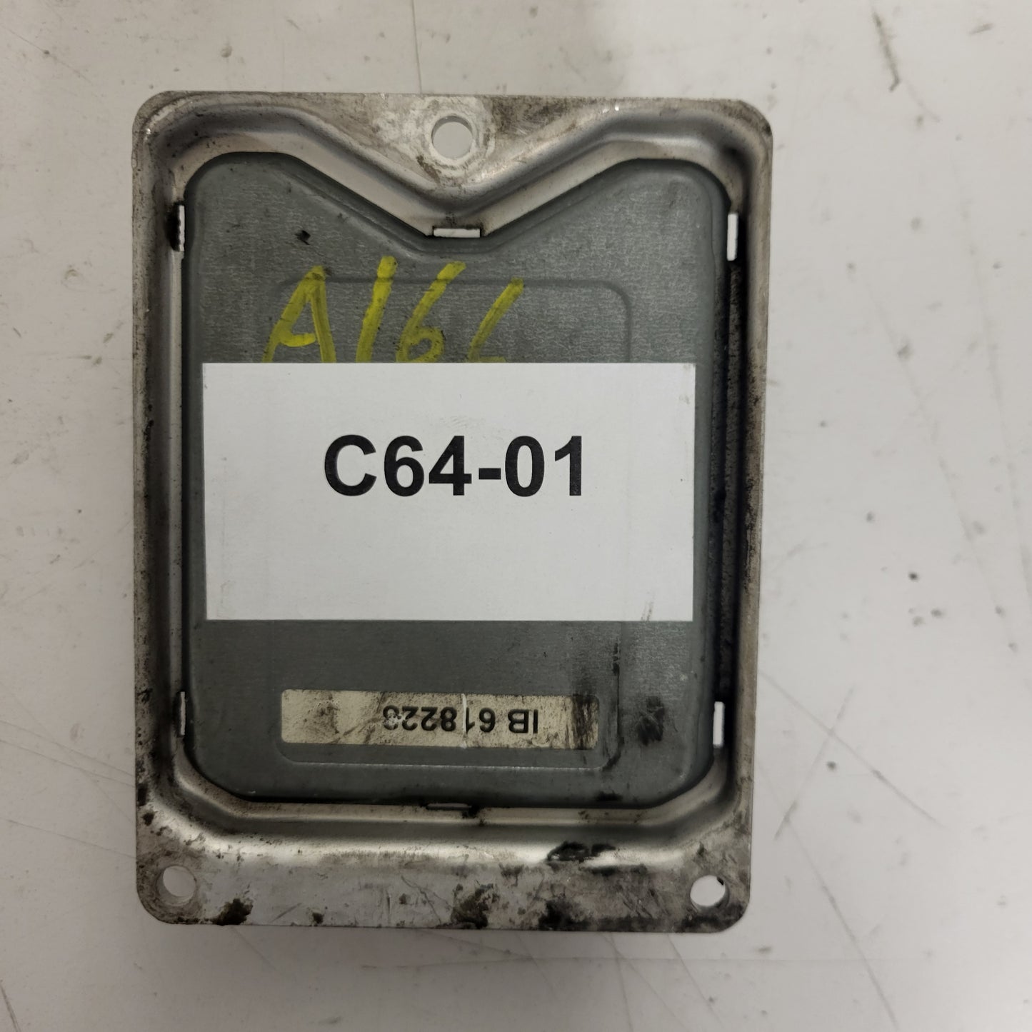 ALFA ROMEO 166 ECU / 0261204733 / 00467684660 / BOSCH