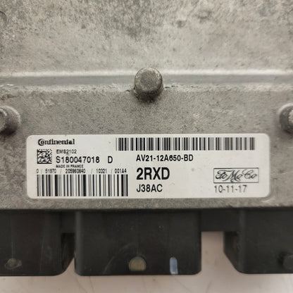 FORD FIESTA ECU / AV21-12A650-BD / S180047018D / 2RXD / J38AC / EMS2102 / SIEMEN - C64-06 - 2