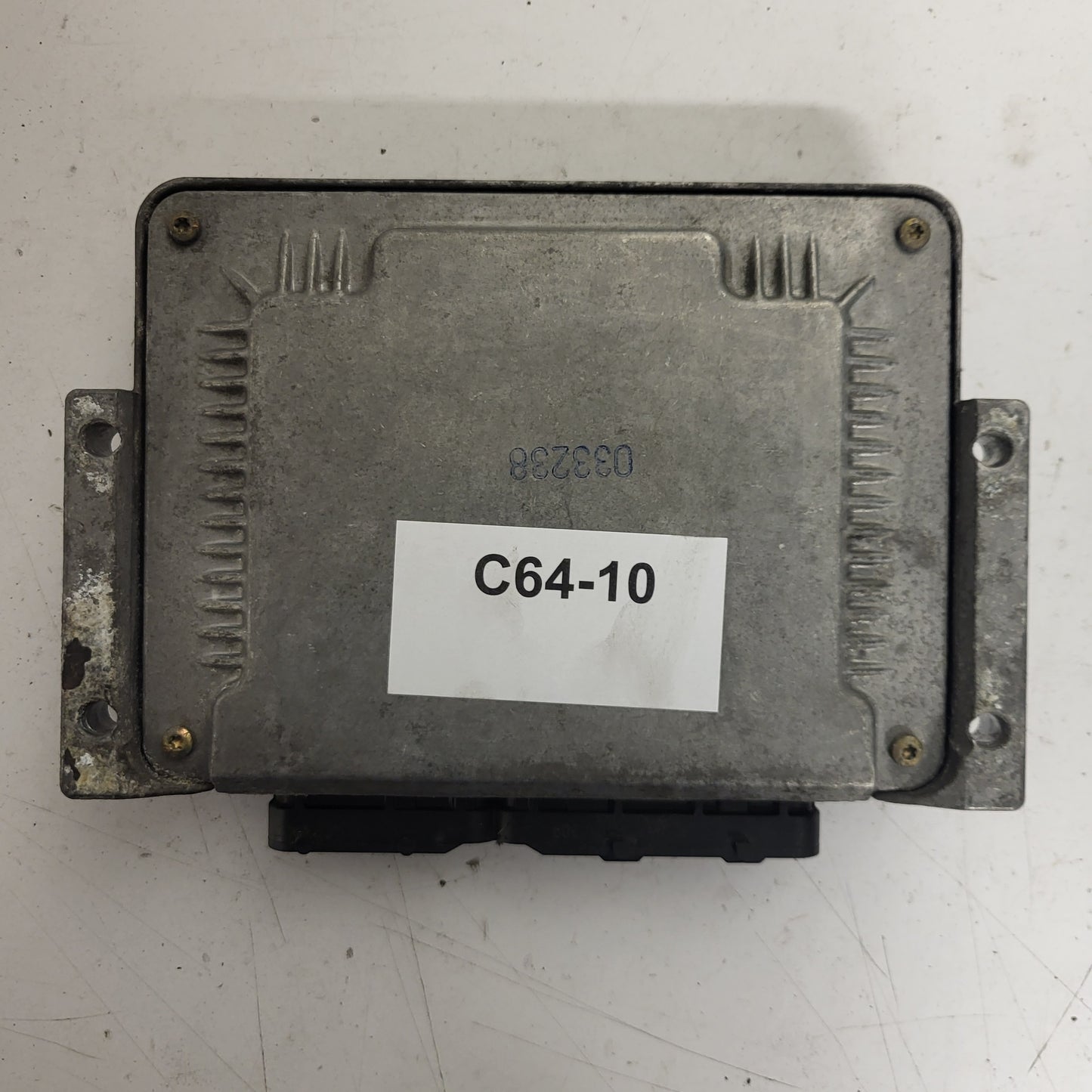 ALFA 147 ECU / 0281010332 / 55185365 / BOSCH