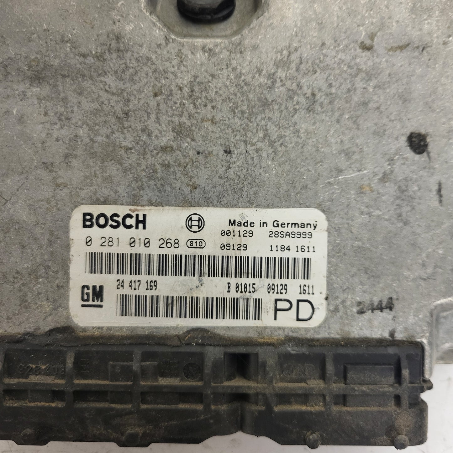 Opel Zafira 2.0 ECU / 0281010268 / 24417169 / BOSCH