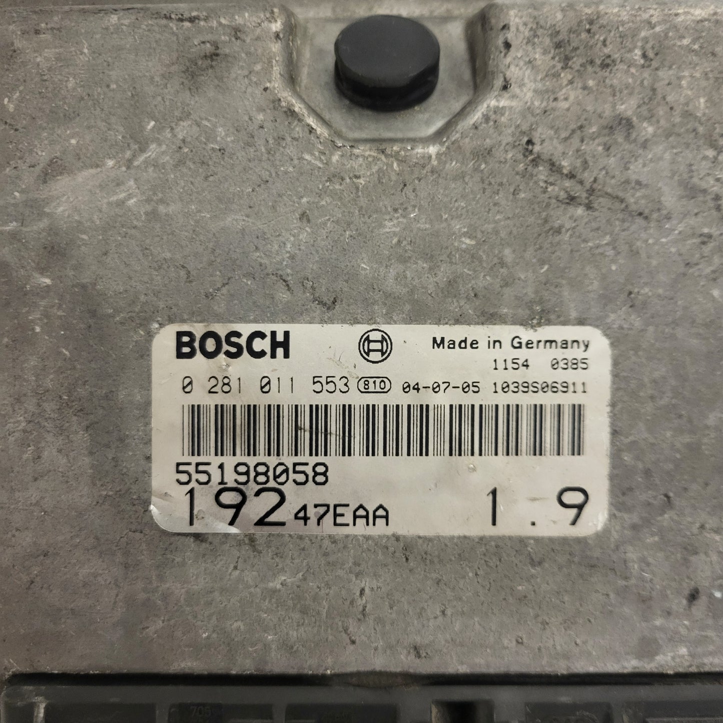 Fiat STILO ECU / 0281011553 / 55198058 / 19247EAA / BOSCH