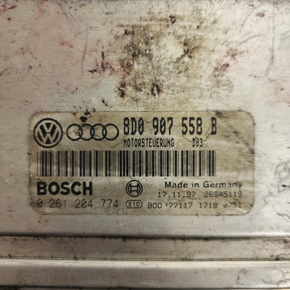 VW PASSAT ECU / 8D0907558B / 0261204774 / BOSCH