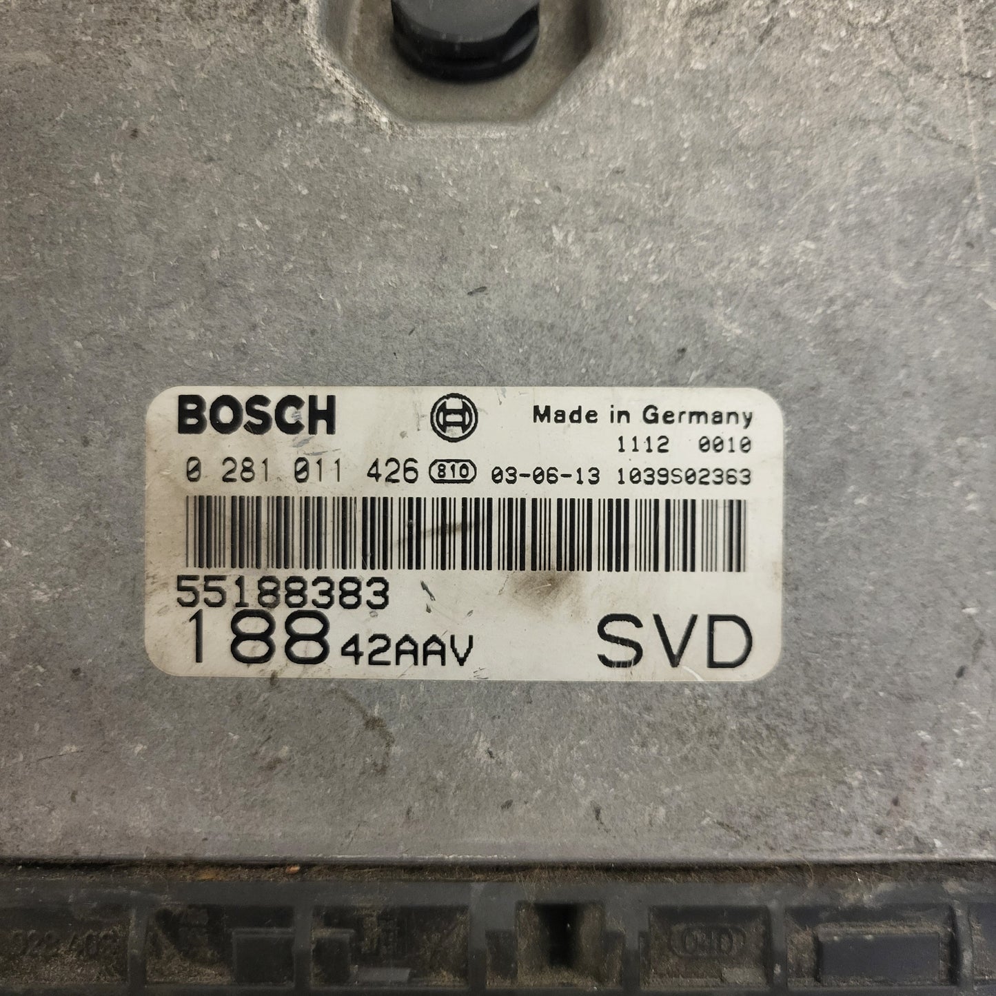 FIAT PUNTO 1.9 JTD ECU / 0281011426 / 55188383 / BOSCH