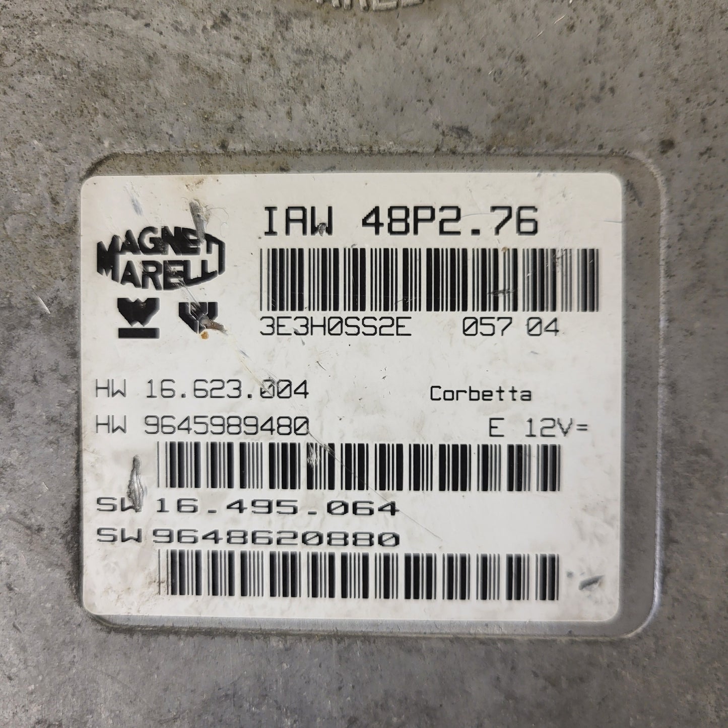 Peugeot 206 1.1 ECU / IAW 48P2.76 / SW 9648620880 / HW 9645989480