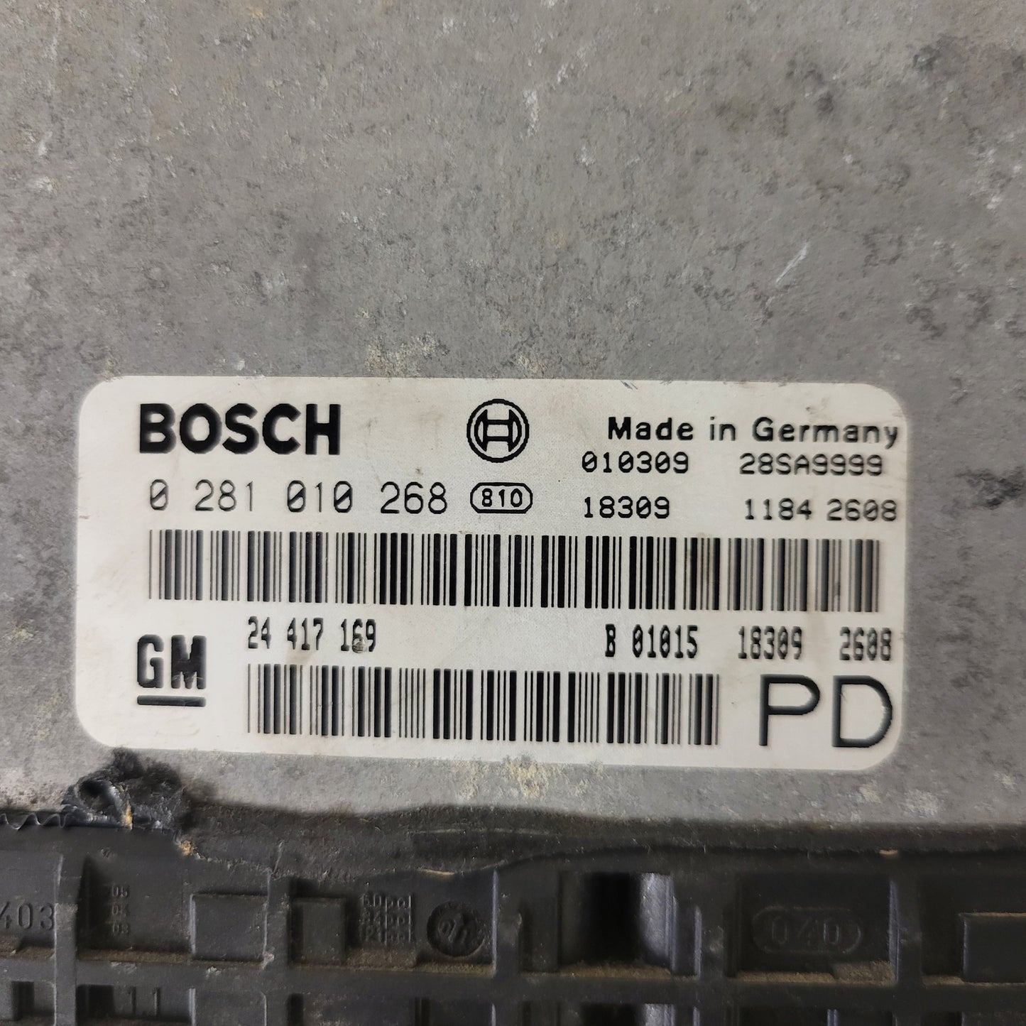 Opel Zafira 2.0 ECU / 0281010268 / 24417169 / BOSCH