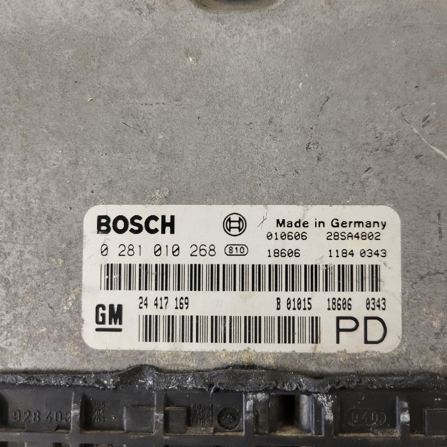 Opel Zafira 2.0 ECU / 0281010268 / 24417169 / BOSCH