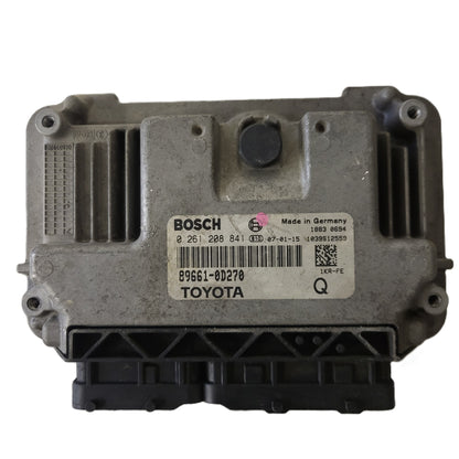 TOYOTA YARIS 1KR-FE ECU / 0261208841 / 89661-0D270 / BOSCH