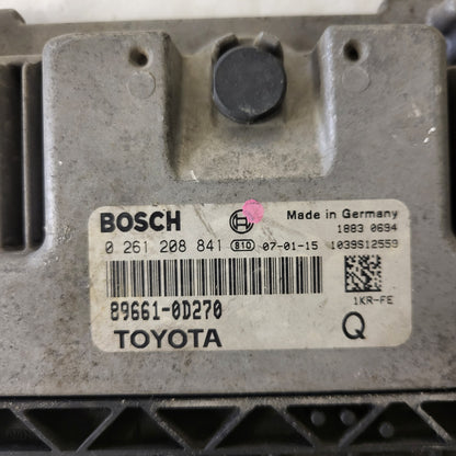 TOYOTA YARIS 1KR-FE ECU / 0261208841 / 89661-0D270 / BOSCH