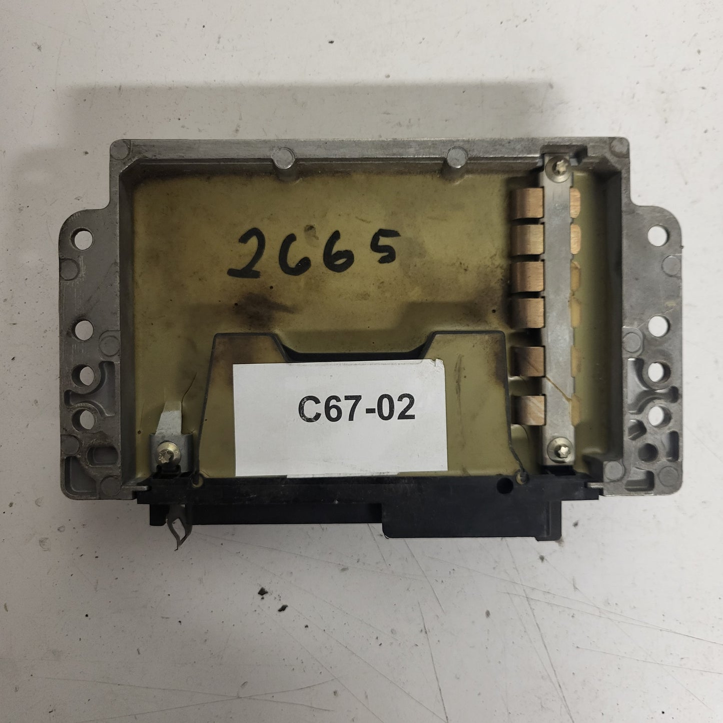 Renault ECU / S115301100C / HOM7700108814 / 7700110258 / S115301100 / SIEMENS