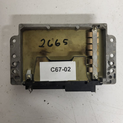 Renault ECU / S115301100C / HOM7700108814 / 7700110258 / S115301100 / SIEMENS
