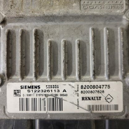 Renault Megane Scenic ECU / S122326113A / 8200804775 / 8200807626 / SID301 / SIEMENS