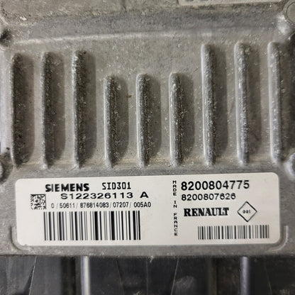 Renault Megane Scenic ECU / S122326113A / 8200804775 / 8200807626 / SID301 / SIEMENS
