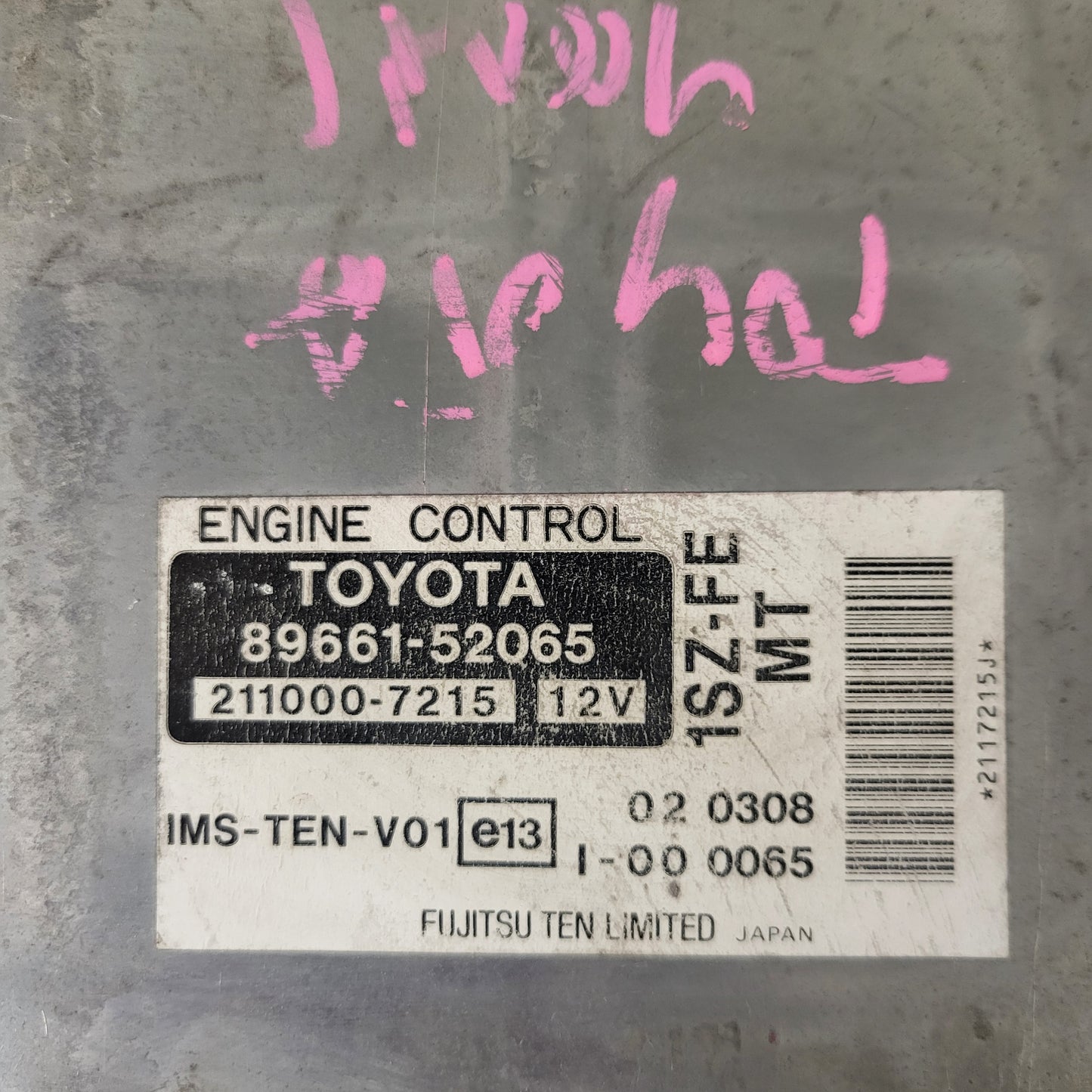 TOYOTA YARIS 1SZ-FE ECU / 89661-52065 / 211000-7215